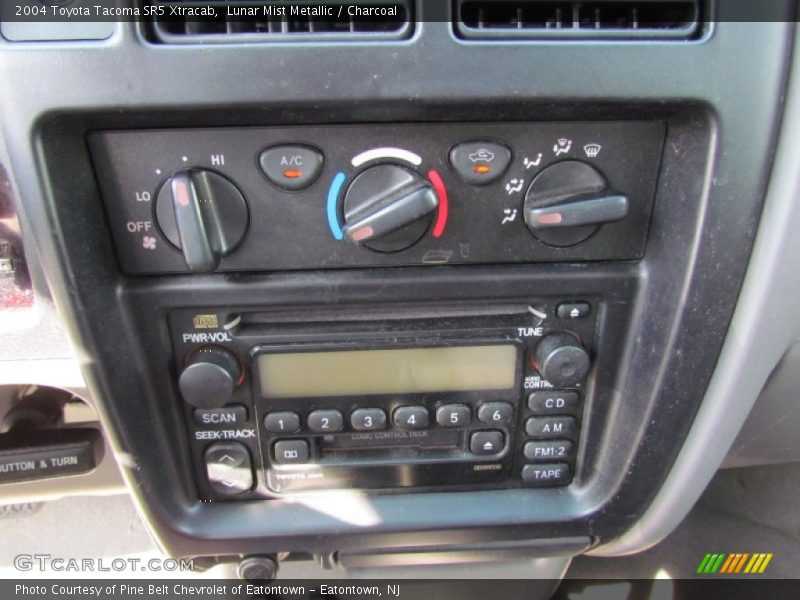 Lunar Mist Metallic / Charcoal 2004 Toyota Tacoma SR5 Xtracab