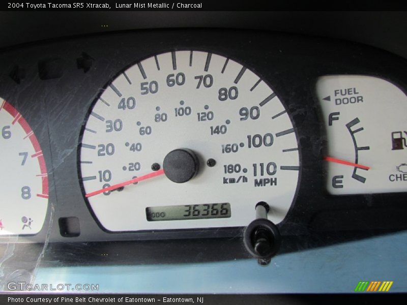 Lunar Mist Metallic / Charcoal 2004 Toyota Tacoma SR5 Xtracab