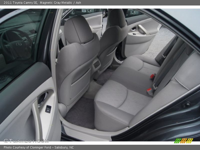 Magnetic Gray Metallic / Ash 2011 Toyota Camry SE