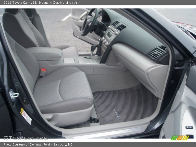 Magnetic Gray Metallic / Ash 2011 Toyota Camry SE