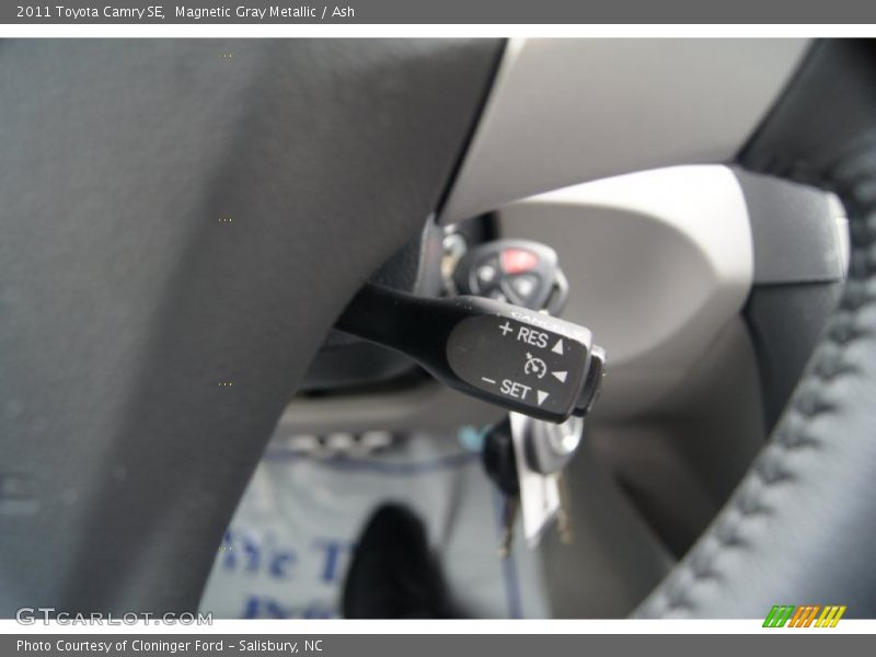 Magnetic Gray Metallic / Ash 2011 Toyota Camry SE