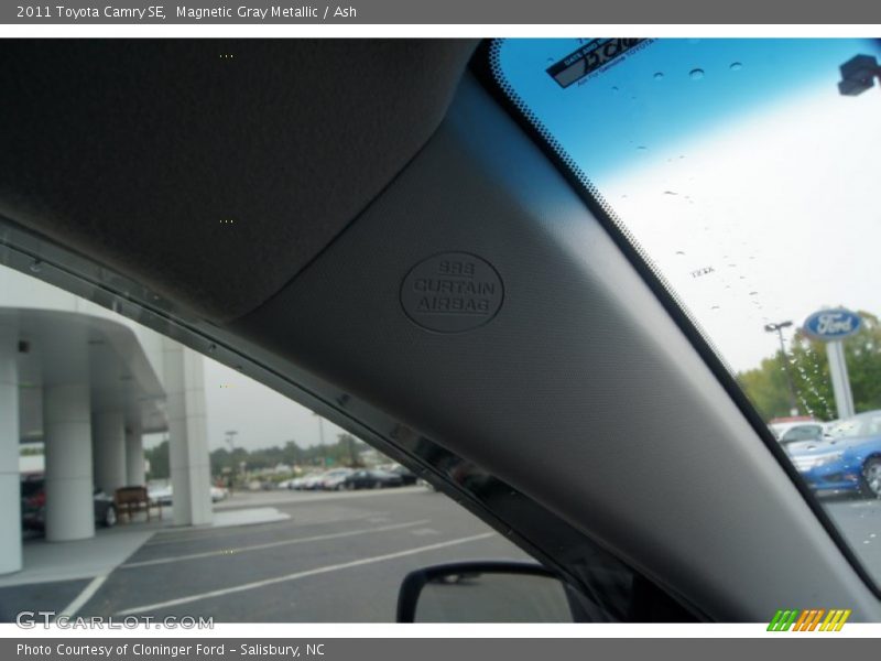 Magnetic Gray Metallic / Ash 2011 Toyota Camry SE