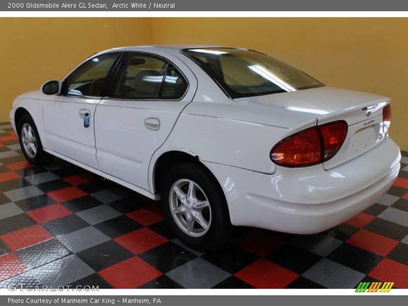 Arctic White / Neutral 2000 Oldsmobile Alero GL Sedan