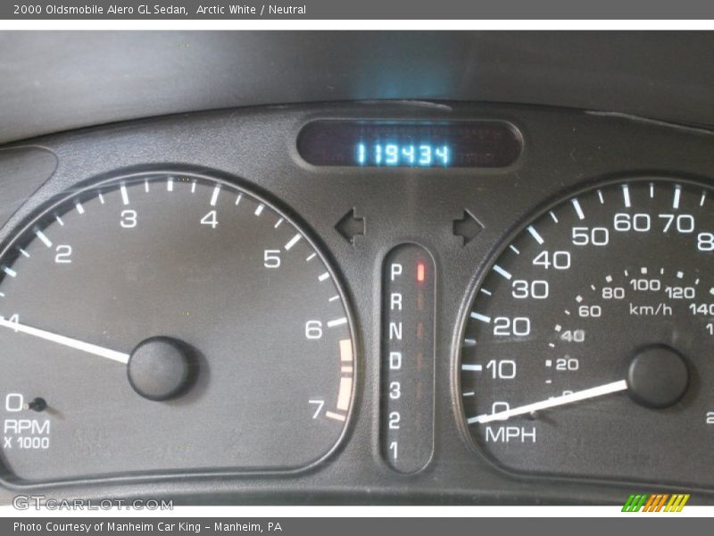 Arctic White / Neutral 2000 Oldsmobile Alero GL Sedan