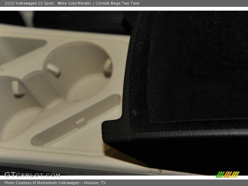White Gold Metallic / Cornsilk Beige Two Tone 2010 Volkswagen CC Sport