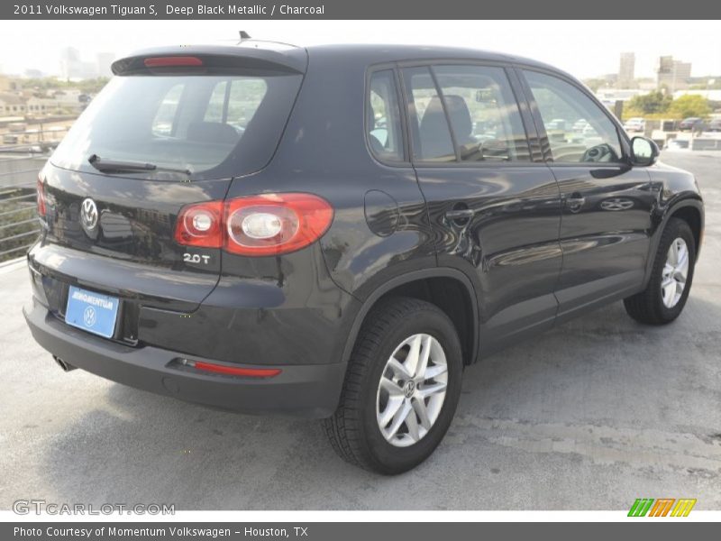 Deep Black Metallic / Charcoal 2011 Volkswagen Tiguan S