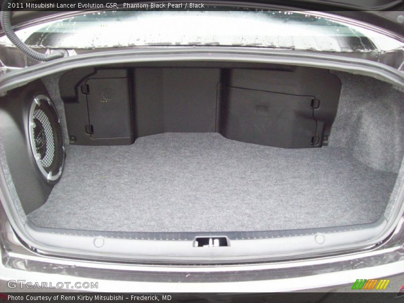  2011 Lancer Evolution GSR Trunk
