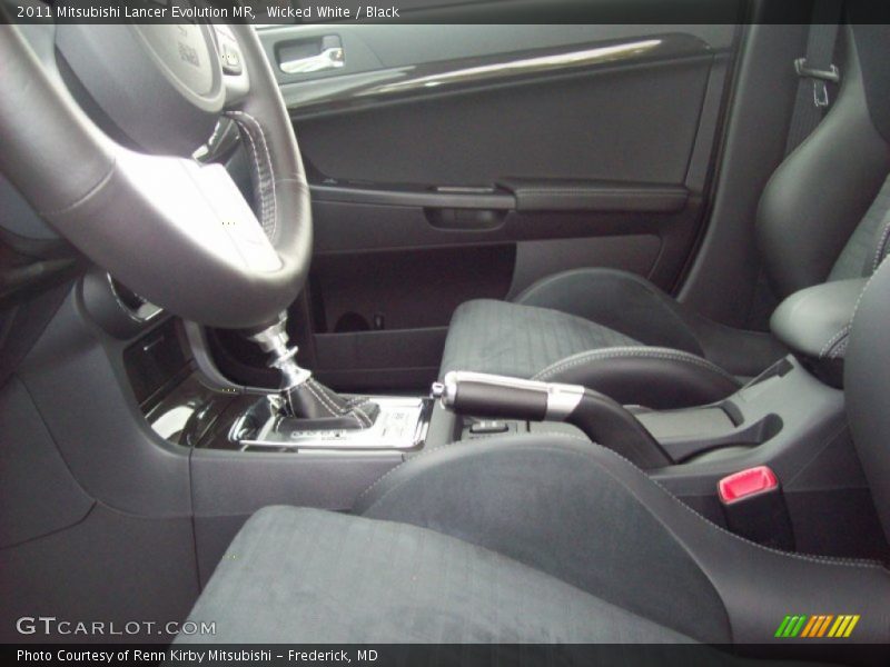 Wicked White / Black 2011 Mitsubishi Lancer Evolution MR