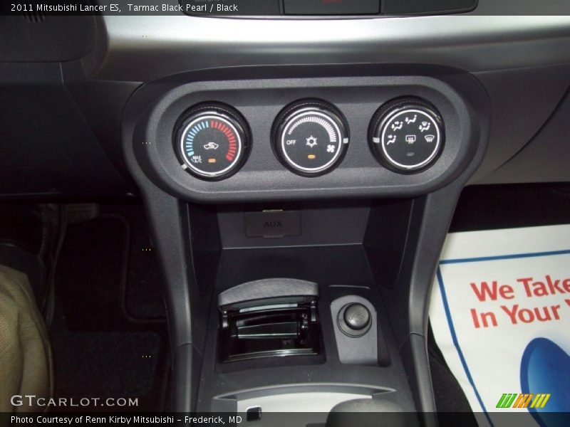 Tarmac Black Pearl / Black 2011 Mitsubishi Lancer ES