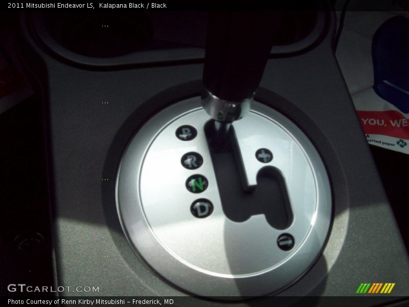 Kalapana Black / Black 2011 Mitsubishi Endeavor LS