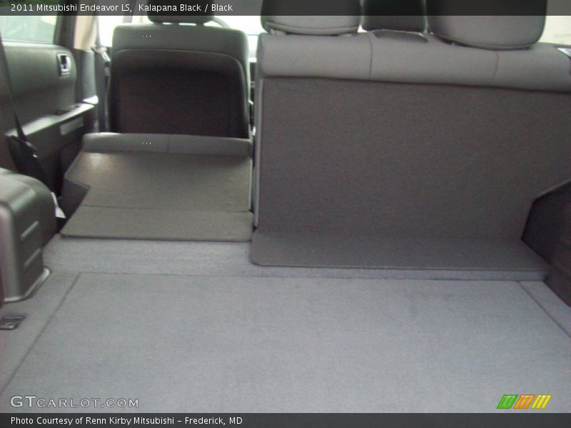 Kalapana Black / Black 2011 Mitsubishi Endeavor LS