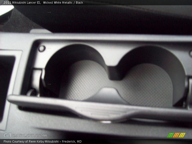 Wicked White Metallic / Black 2011 Mitsubishi Lancer ES