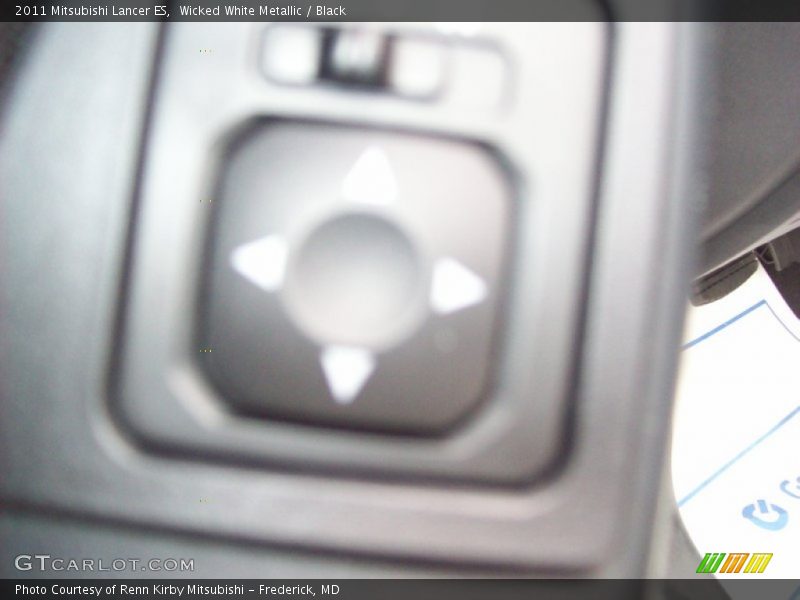 Wicked White Metallic / Black 2011 Mitsubishi Lancer ES