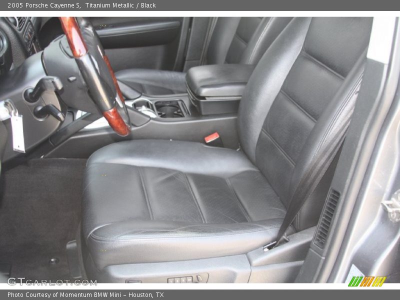 Titanium Metallic / Black 2005 Porsche Cayenne S