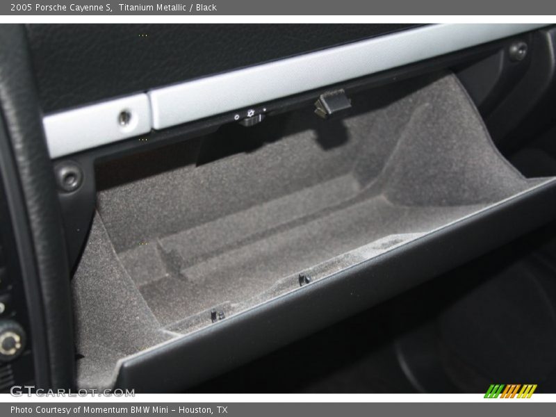 Titanium Metallic / Black 2005 Porsche Cayenne S