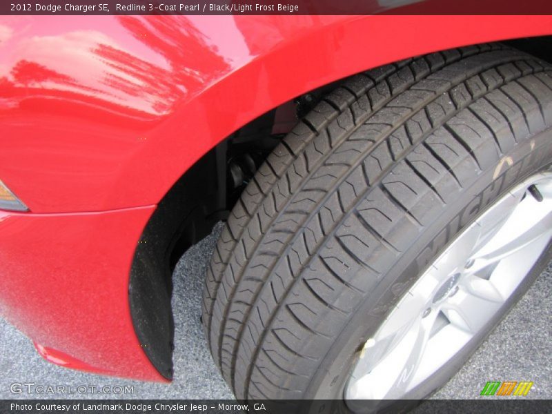 Redline 3-Coat Pearl / Black/Light Frost Beige 2012 Dodge Charger SE