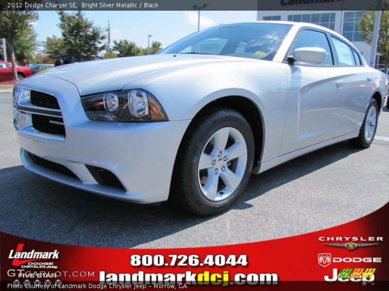 Bright Silver Metallic / Black 2012 Dodge Charger SE