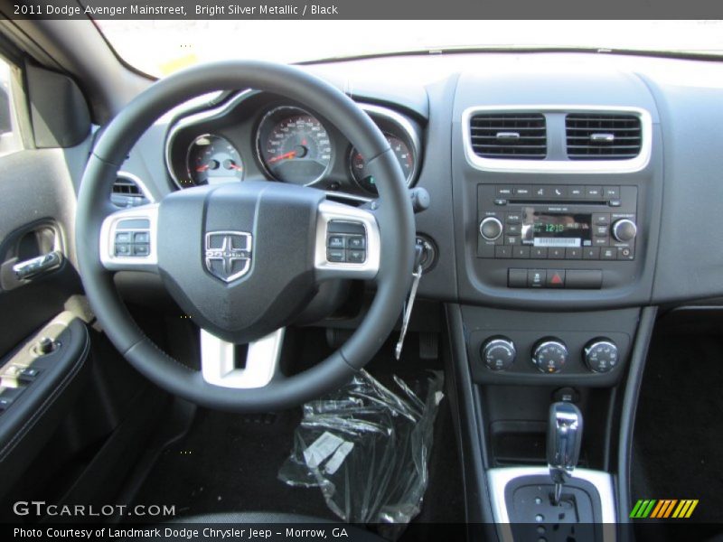 Bright Silver Metallic / Black 2011 Dodge Avenger Mainstreet