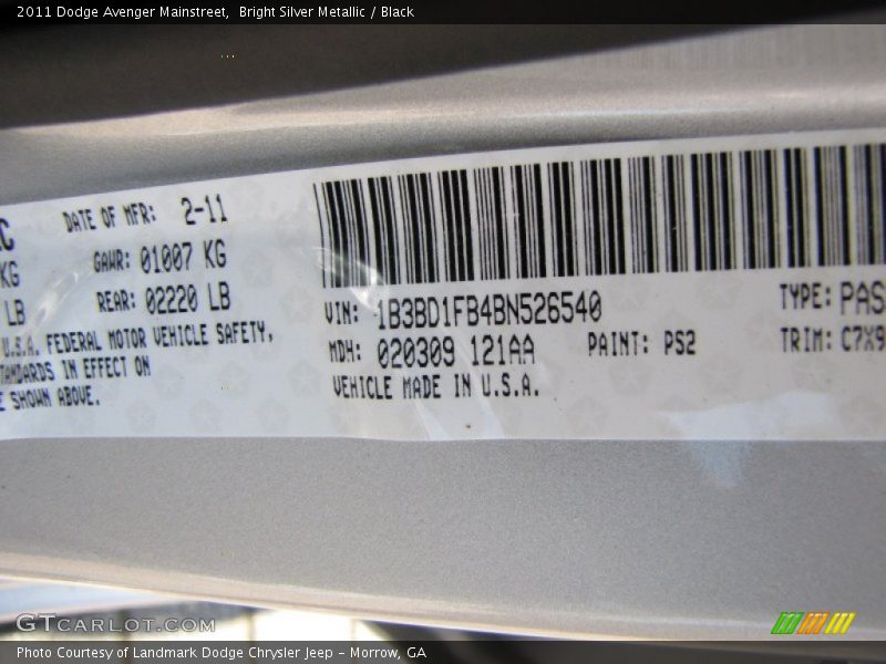 Bright Silver Metallic / Black 2011 Dodge Avenger Mainstreet