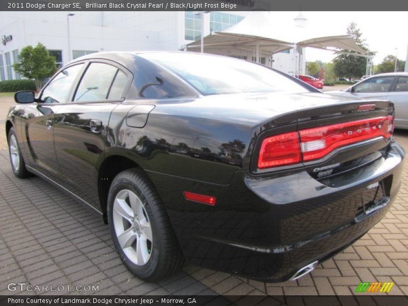 Brilliant Black Crystal Pearl / Black/Light Frost Beige 2011 Dodge Charger SE