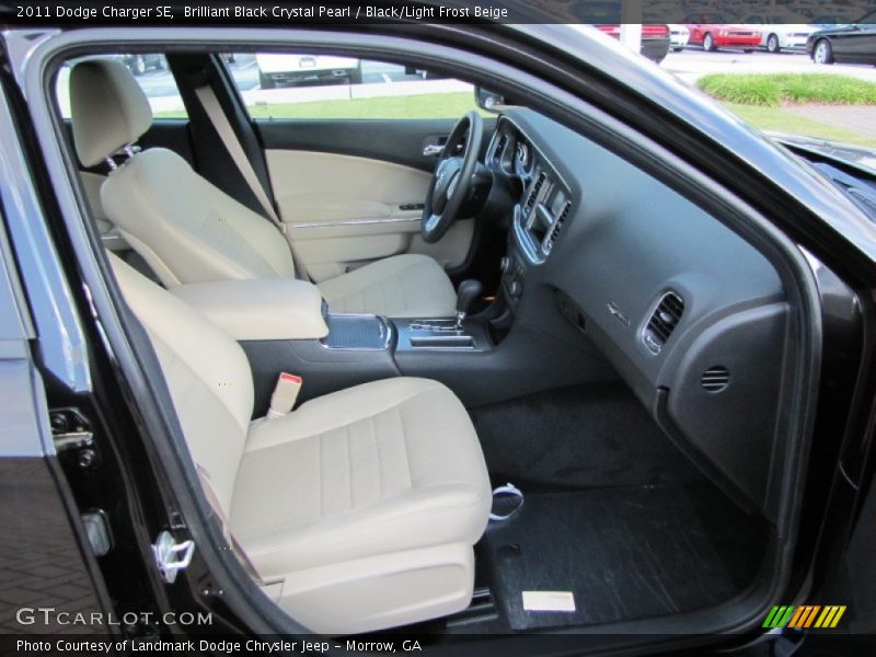 Brilliant Black Crystal Pearl / Black/Light Frost Beige 2011 Dodge Charger SE