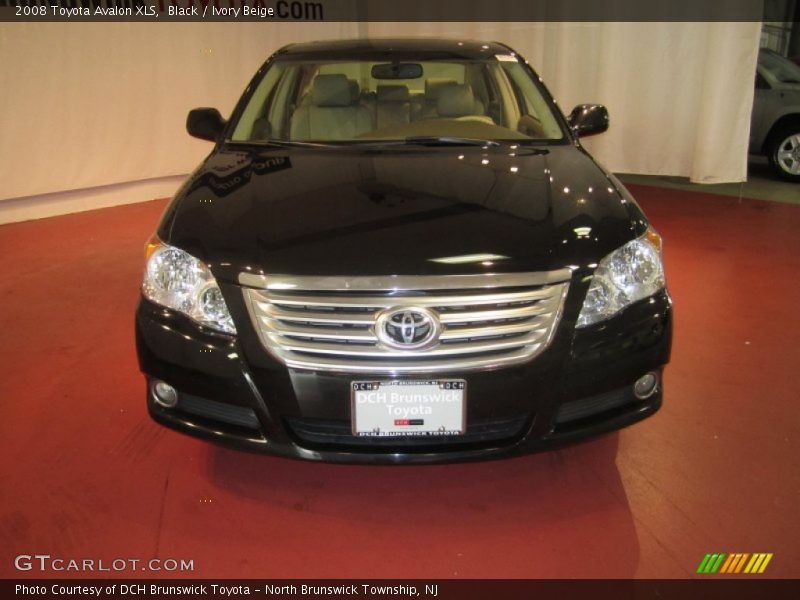 Black / Ivory Beige 2008 Toyota Avalon XLS