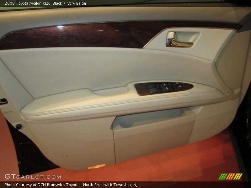 Black / Ivory Beige 2008 Toyota Avalon XLS