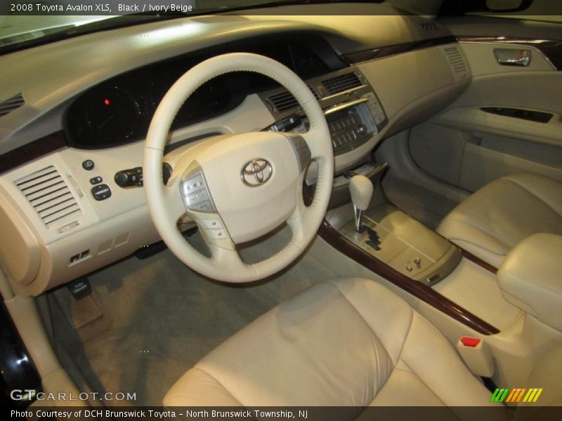 Black / Ivory Beige 2008 Toyota Avalon XLS