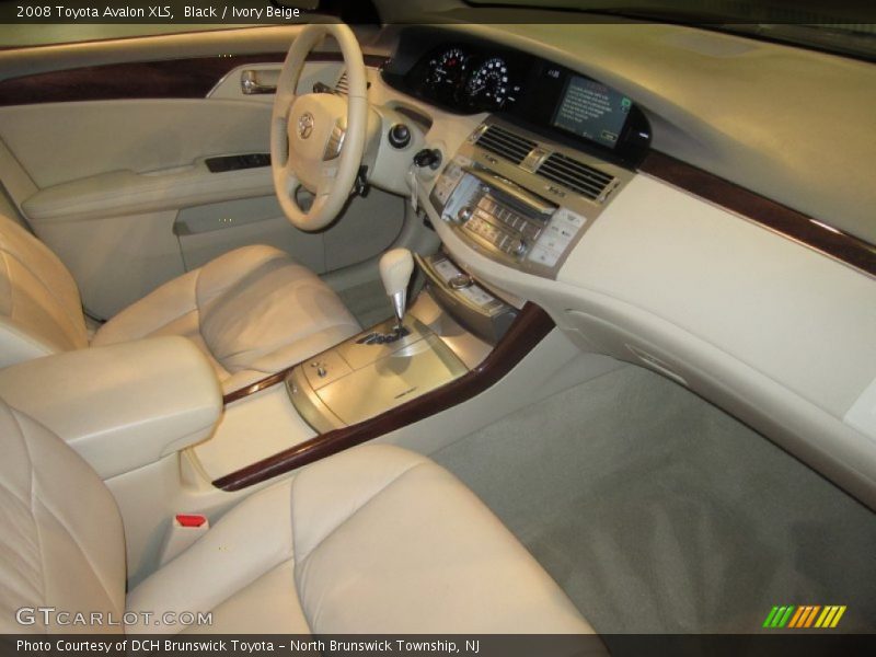 Black / Ivory Beige 2008 Toyota Avalon XLS