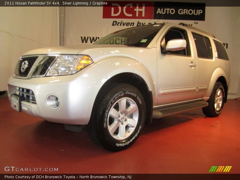 Silver Lightning / Graphite 2011 Nissan Pathfinder SV 4x4