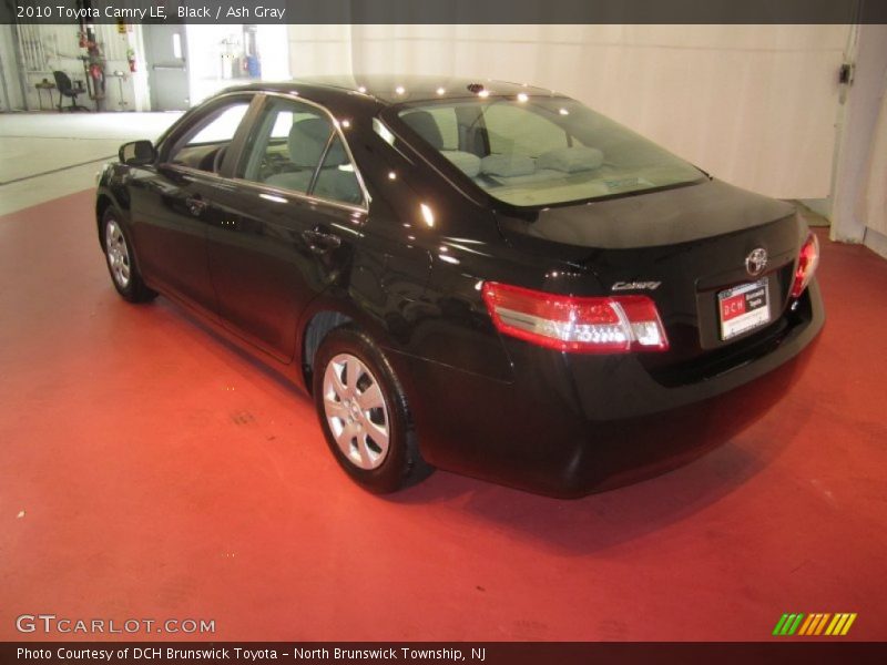 Black / Ash Gray 2010 Toyota Camry LE