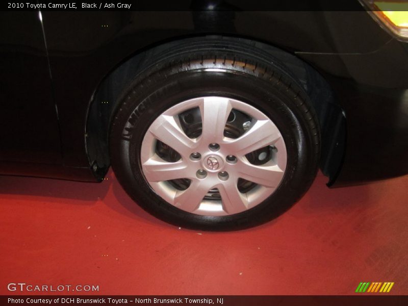 Black / Ash Gray 2010 Toyota Camry LE