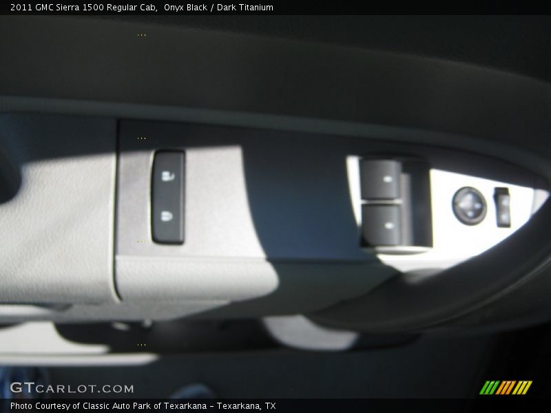 Onyx Black / Dark Titanium 2011 GMC Sierra 1500 Regular Cab