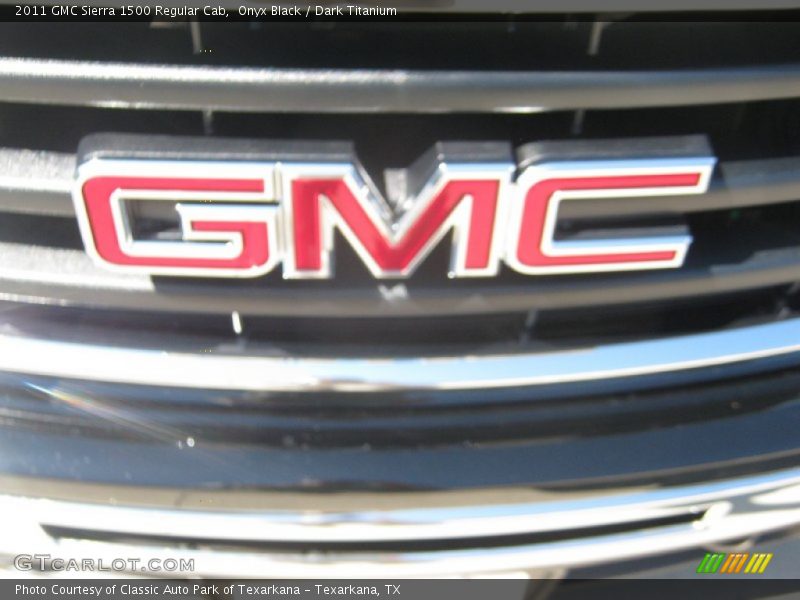 Onyx Black / Dark Titanium 2011 GMC Sierra 1500 Regular Cab