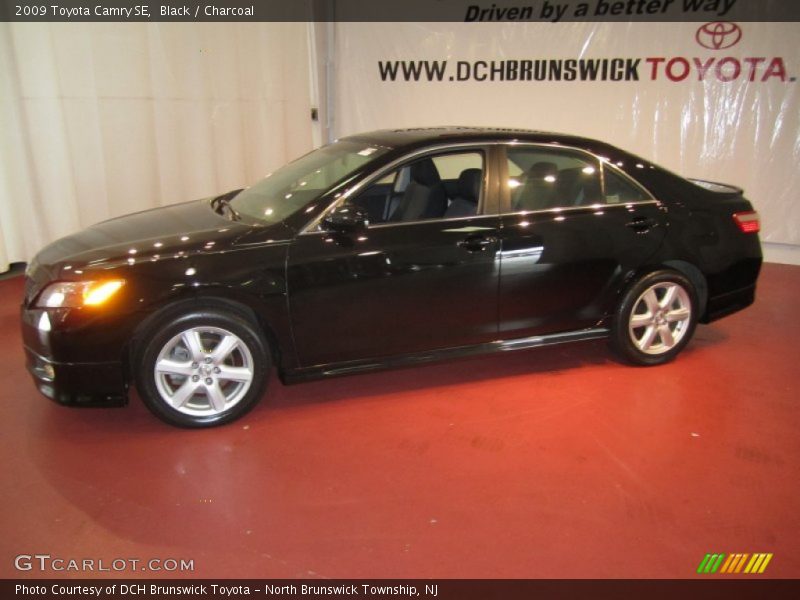 Black / Charcoal 2009 Toyota Camry SE