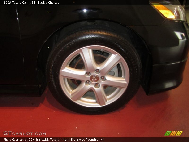 Black / Charcoal 2009 Toyota Camry SE