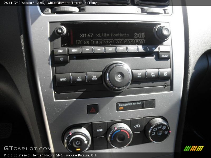 Audio System of 2011 Acadia SL AWD