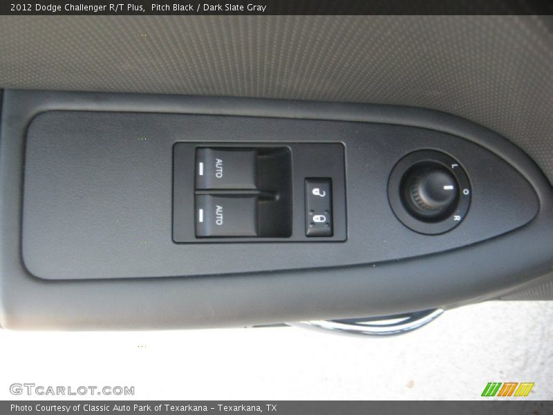 Pitch Black / Dark Slate Gray 2012 Dodge Challenger R/T Plus