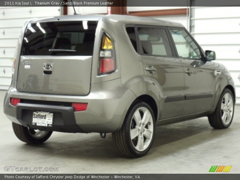 Titanium Gray / Sand/Black Premium Leather 2011 Kia Soul !