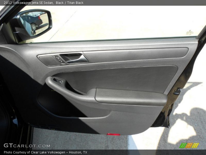 Black / Titan Black 2012 Volkswagen Jetta SE Sedan