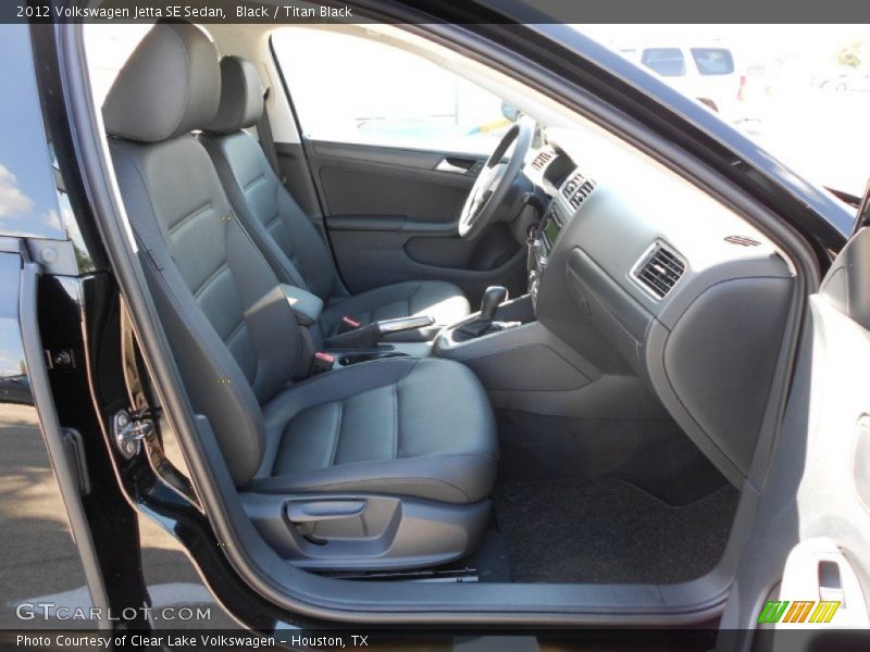 Black / Titan Black 2012 Volkswagen Jetta SE Sedan