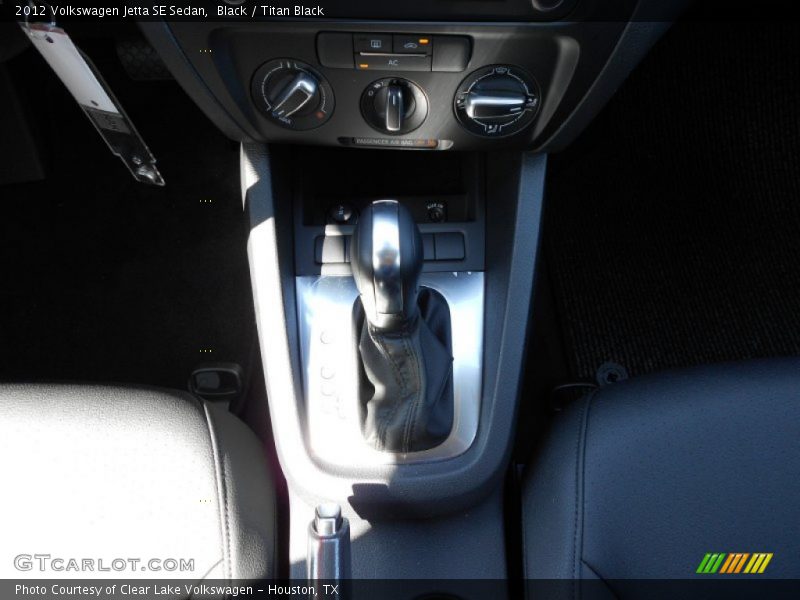 Black / Titan Black 2012 Volkswagen Jetta SE Sedan
