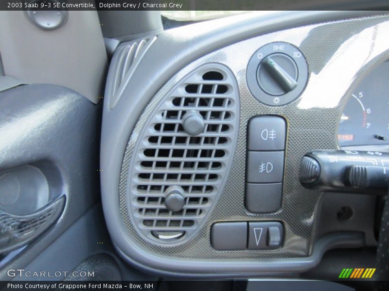 Controls of 2003 9-3 SE Convertible