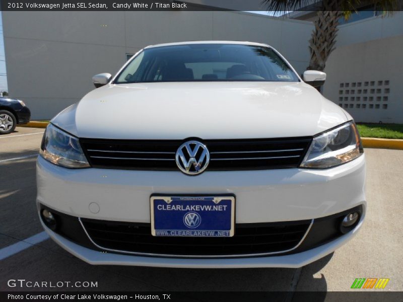 Candy White / Titan Black 2012 Volkswagen Jetta SEL Sedan