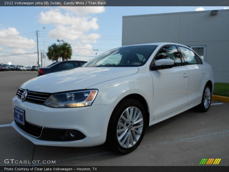 Candy White / Titan Black 2012 Volkswagen Jetta SEL Sedan