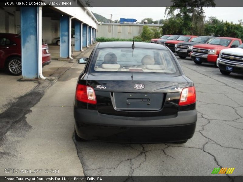 Black / Beige 2006 Kia Rio LX Sedan