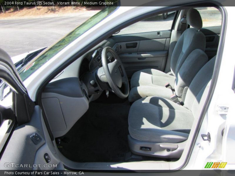 Vibrant White / Medium Graphite 2004 Ford Taurus SES Sedan