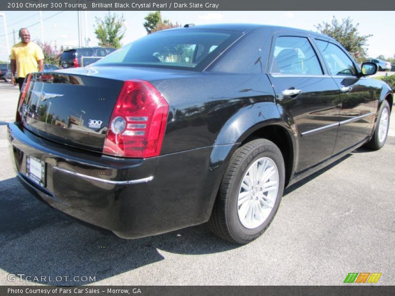 Brilliant Black Crystal Pearl / Dark Slate Gray 2010 Chrysler 300 Touring