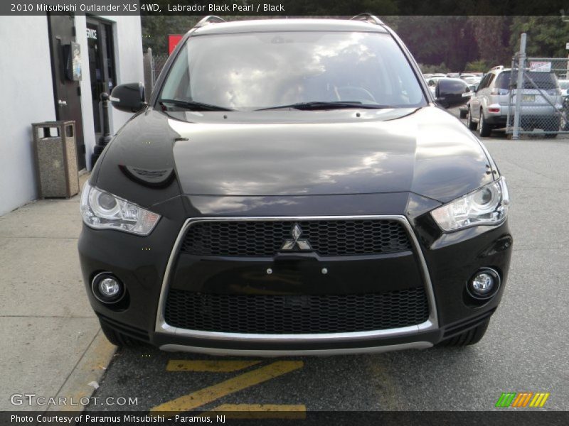 Labrador Black Pearl / Black 2010 Mitsubishi Outlander XLS 4WD