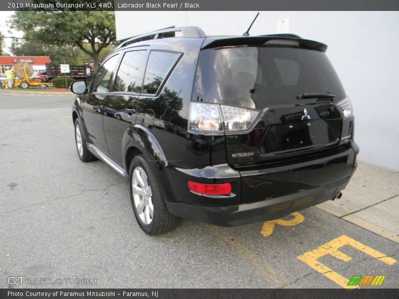  2010 Outlander XLS 4WD Labrador Black Pearl